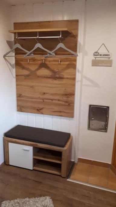 Kleine, Gemuetliche Dachgeschosswohnung Laudenbach  Екстериор снимка